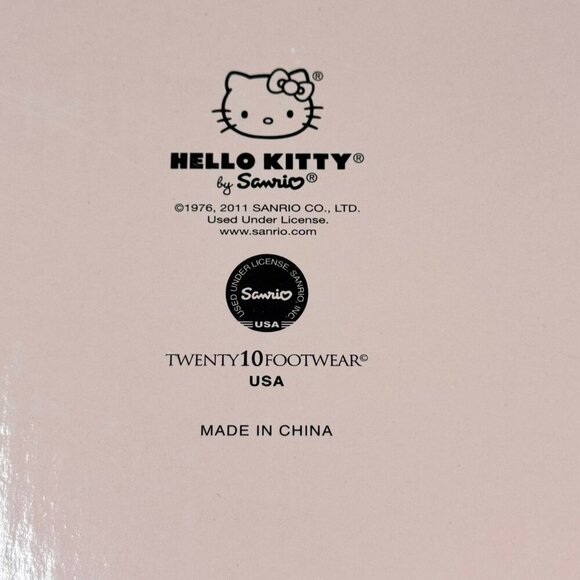 NWT Hello Kitty Sanrio Boots Sz.9 Pink Metallic Faux Fur Lining Ruffle Logo Y2K - Picture 10 of 11